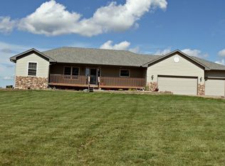 46270 268th St, Chancellor, SD 57015