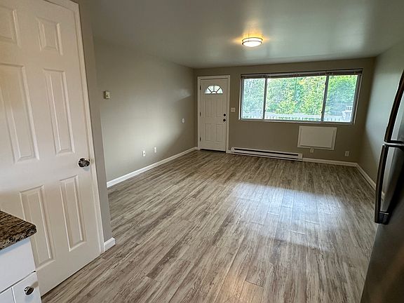 2nd image of 129 Cosey Beach Ave #Bb3