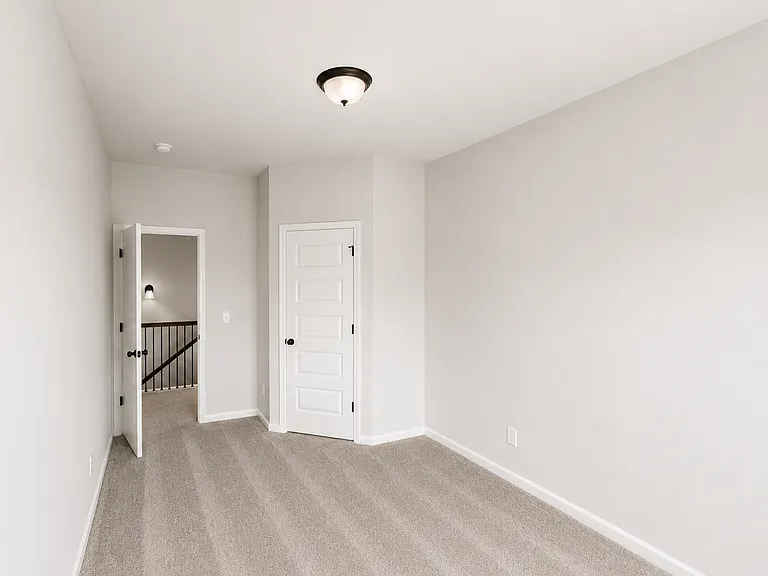 32 Cove Ct — Photo 11
