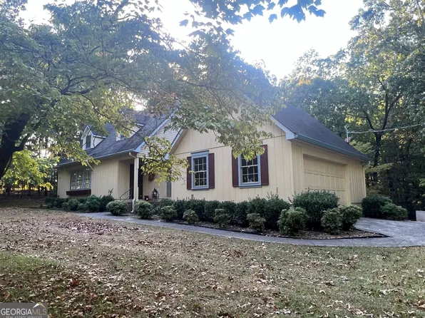 5 Woodview Ct SE, Silver Creek, GA 30173