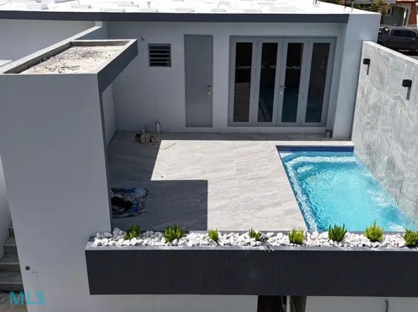 2 Piedra Blanca, Aguada, PR 00602