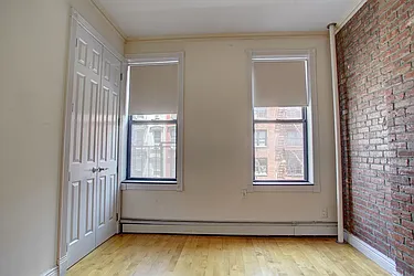 Rented by Brighton Management