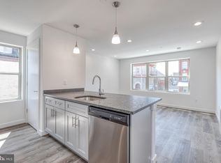 751 N 43rd St #302, Philadelphia, PA 19104