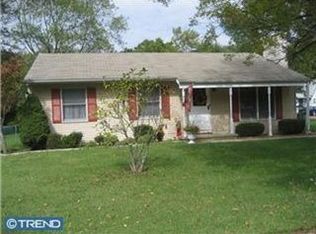 14 Greenfield Dr, Allentown, NJ 08501
