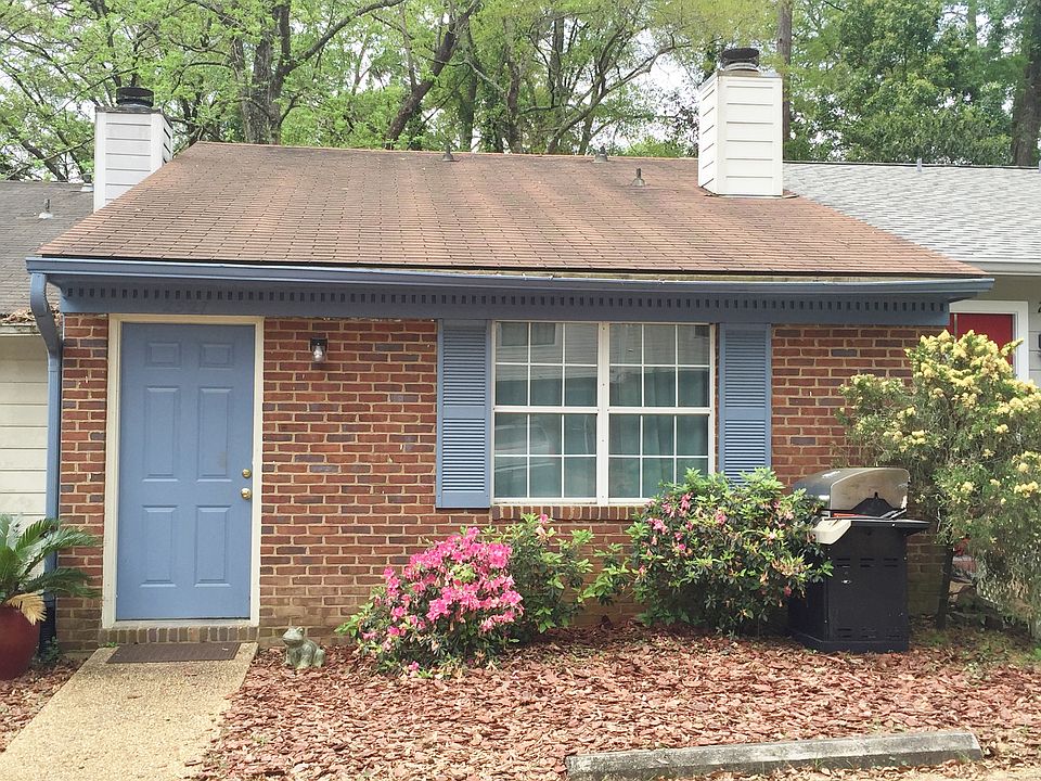 2nd image of 2527 Prest Ct