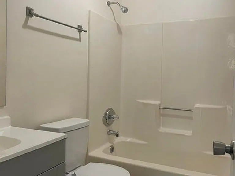 3031 Foxhorn Rd — Photo 12