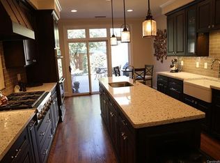 5757 Ballinard Ln, Charlotte, NC 28277