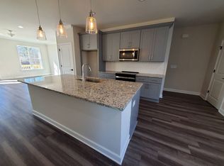 2589 Ocean Walk Dr NW, Atlanta, GA 30318