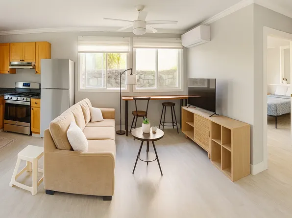 1724 Lewalani Dr #B, Honolulu, HI 96822