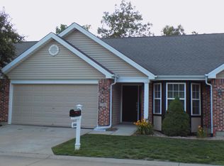 2266 Wills Hollow Dr, Saint Peters, MO 63376