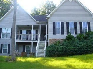 253 Valley Brook Cir W, Dawsonville, GA 30534