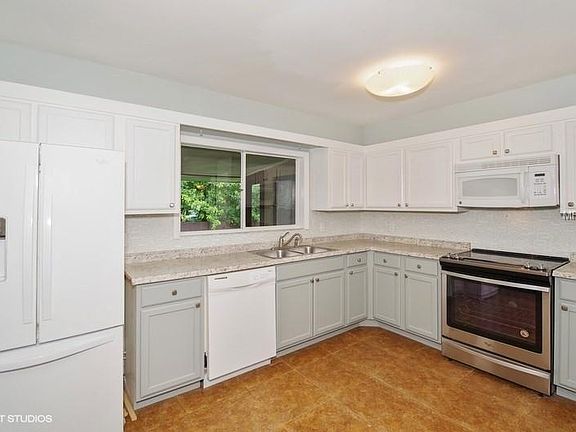 2nd image of 855 Galston Dr