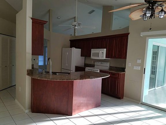 3rd image of 437 Lake Of The Woods Dr
