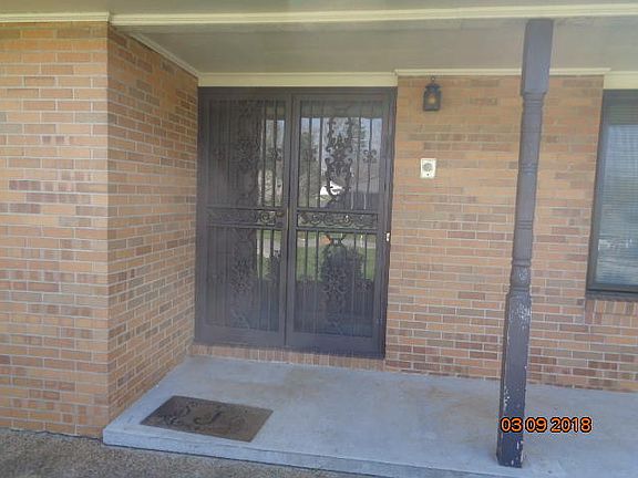 2nd image of 7544 Berkshire Blvd