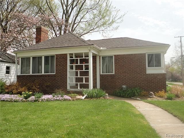 1st image of 2914 Gardner Ave
