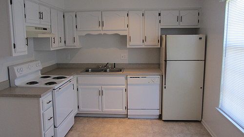 2nd image of 1723 SW Parkridge Dr