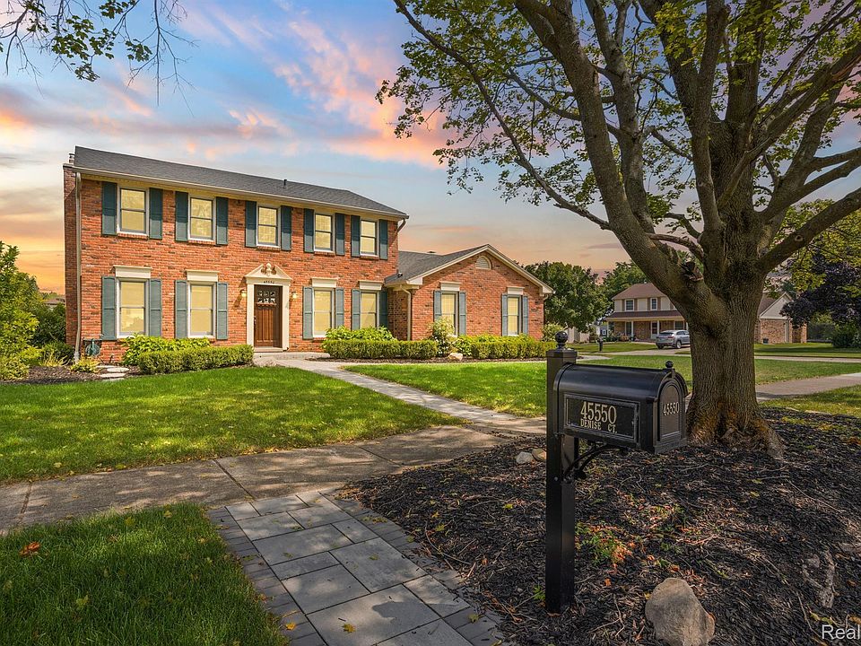 1st image of 45550 Denise Ct