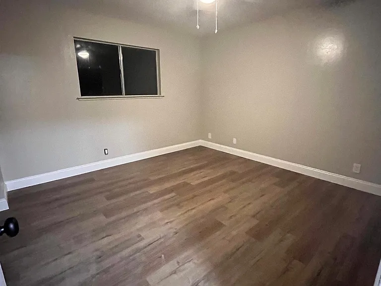 2 Carson St #C — Photo 6