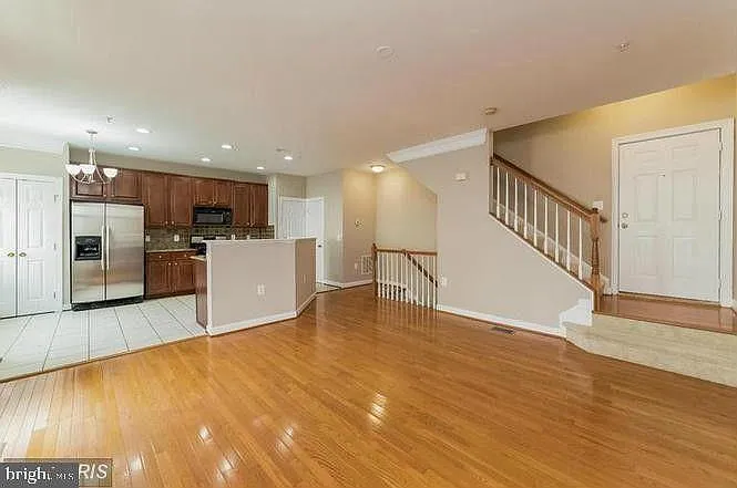 2462 Curie Ct — Photo 1