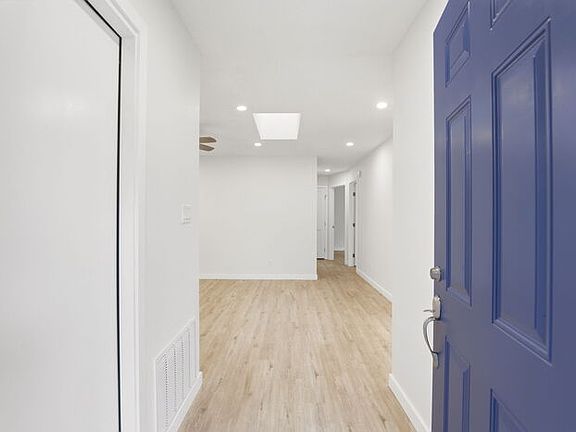 2nd image of 1119 Laurel Oaks Ct
