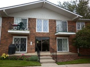 54731 Shelby Rd, Shelby Township, MI 48316