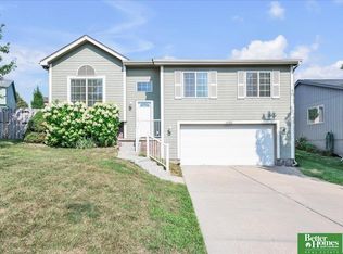 14922 Bauman Ave, Omaha, NE 68116