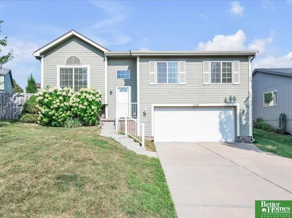 14922 Bauman Ave, Omaha, NE 68116