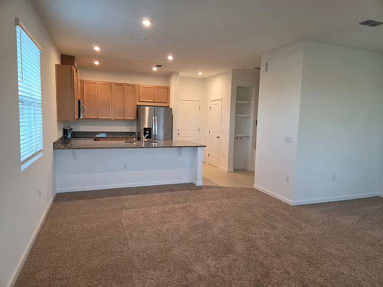 12407 Shipwatch St — Photo 3