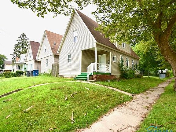 3rd image of 1157 Walbridge Ave