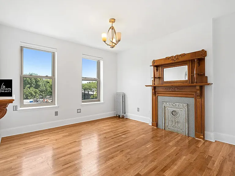 126 Bainbridge St #4 — Photo 5