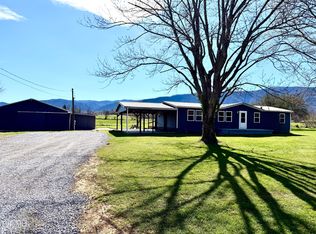 1173 Camp Creek Rd, Greeneville, TN 37743