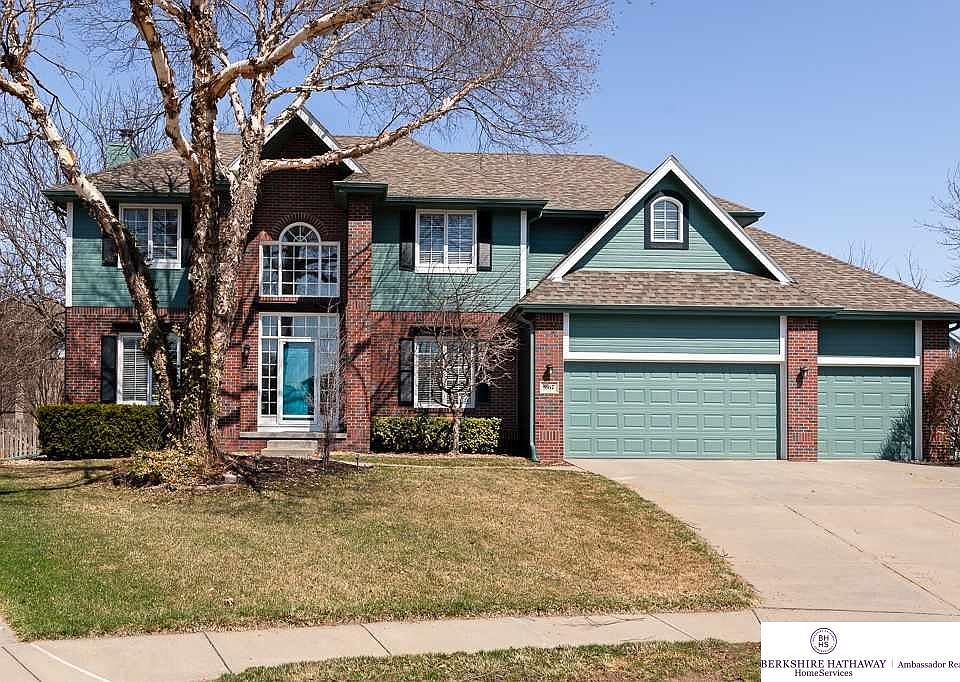 1st image of 5917 S 175th Cir