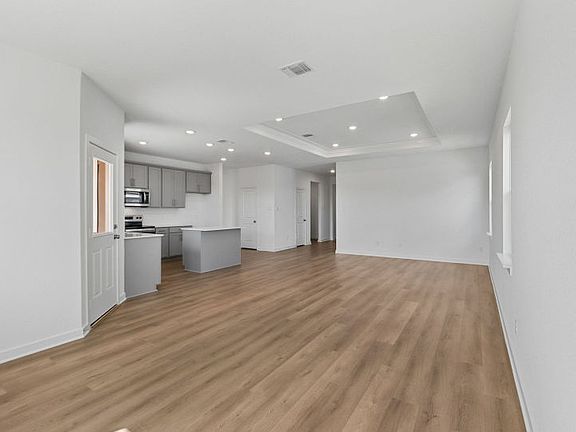 Representational Photo-Gathering Space