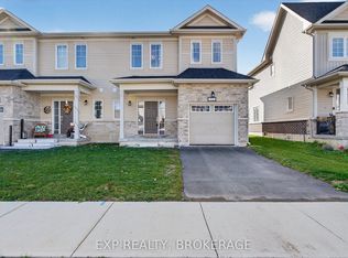 73 Oakmont Dr, Loyalist, ON K0H 1G0