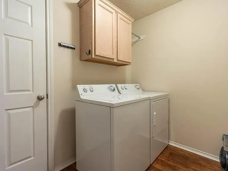 Unit Photo