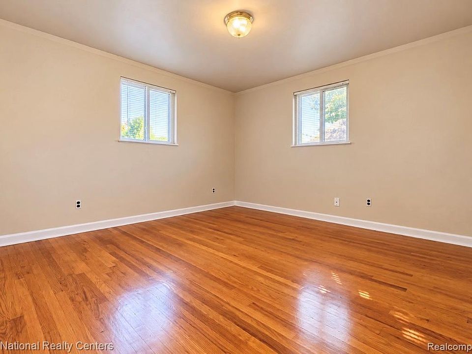 39001 Richland St, photo 26