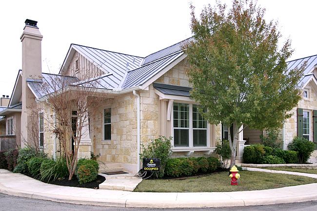 1st image of 115 Village Park Dr