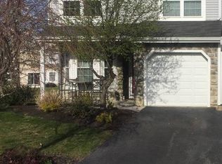 9 Woodchuck Ct, Tinton Falls, NJ 07753