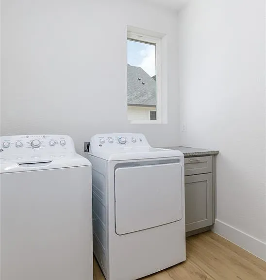 2801 Weisenberger St #101 — Photo 25