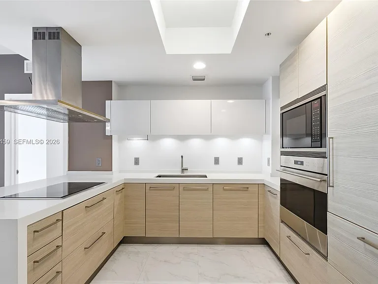 17301 Biscayne Blvd #1008 — Photo 12