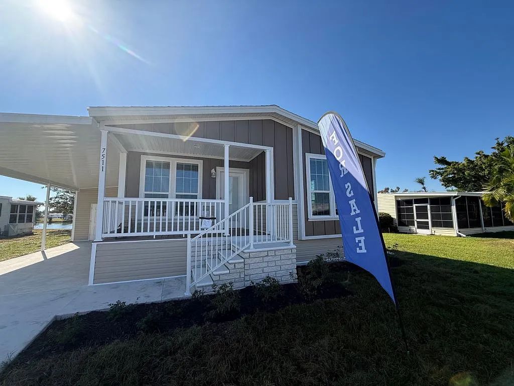 2 bed, 2.0 bath, 1669 sqft, $1,699 — Photo 4