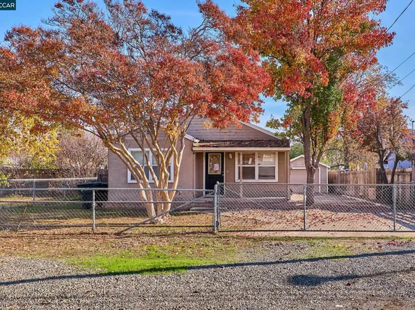 2828 Albatross Way, Sacramento, CA 95815