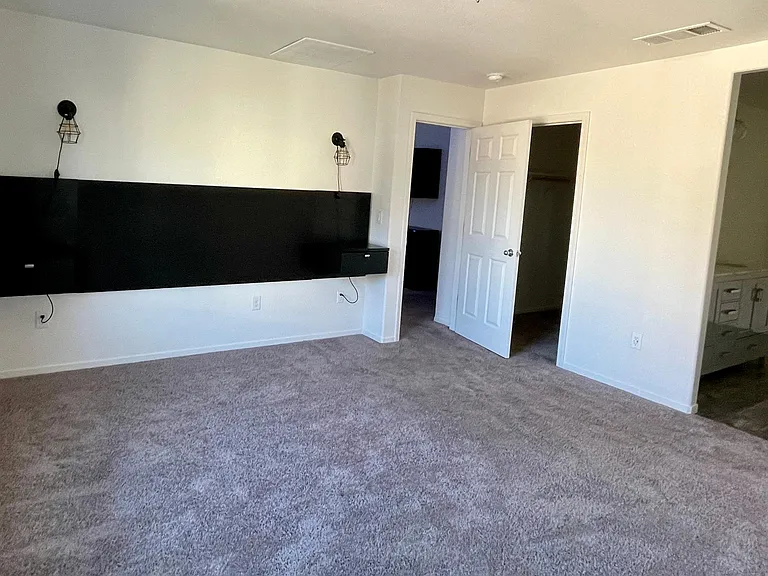 Main bedroom