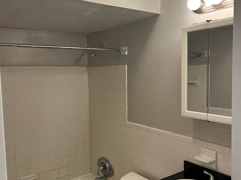 319 Hanna Ave #C-3 — Photo 6