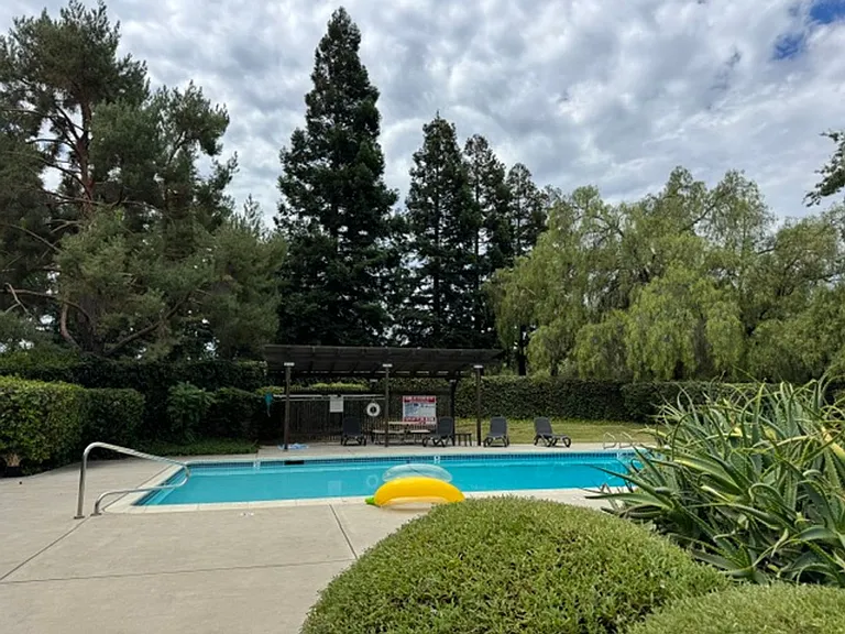 1644 Candelero Ct — Photo 20