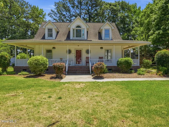 2610 River Chase Drive, Greenville, NC 27858