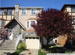 203 McVeigh Ave, Staten Island, NY 10314