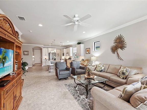 4th image of 7466 Winding Cypress Dr