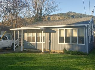 219 NE Howland St, Myrtle Creek, OR