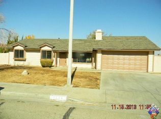 1905 E Avenue R10, Palmdale, CA 93550